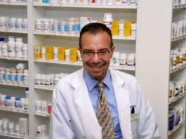 Tomas Diaz SaluMed Pharmacy