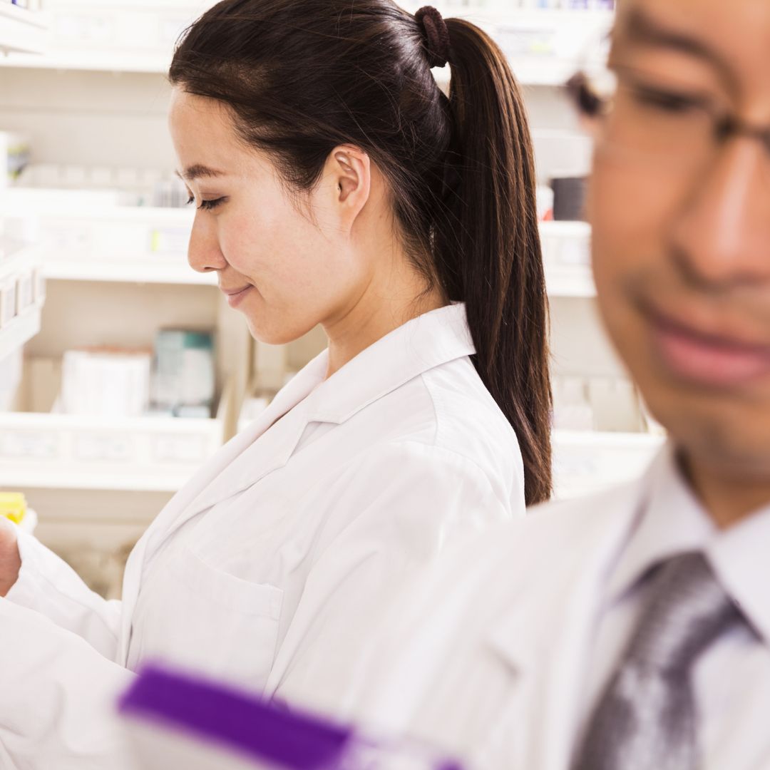 pharmacists working in pharmacy